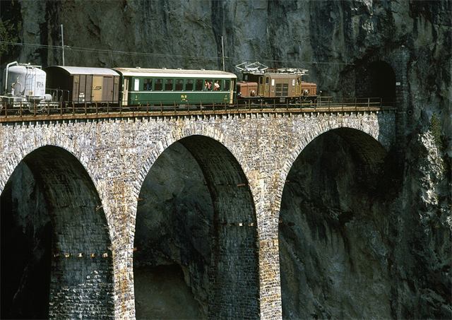 Foto: Ge 6/6 I 413